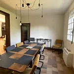 Villa Uzes Semesterbostad
