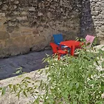 Villa Uzes Semesterbostad