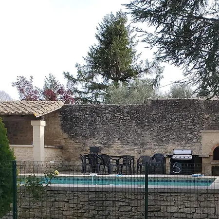 בית נופש Villa Uzes