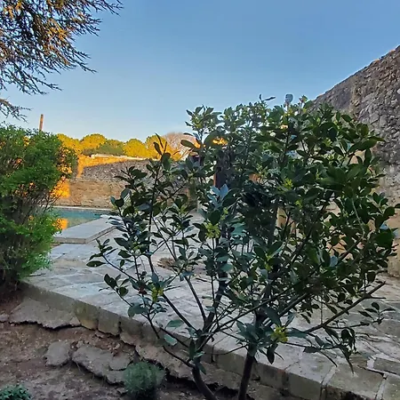 Villa Uzes בית נופש Uzès