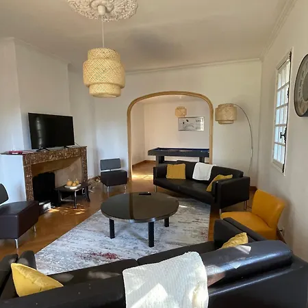 Villa Uzes בית נופש