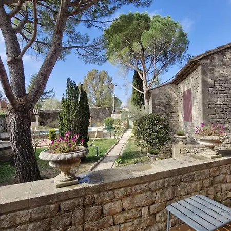 בית נופש Villa Uzes *