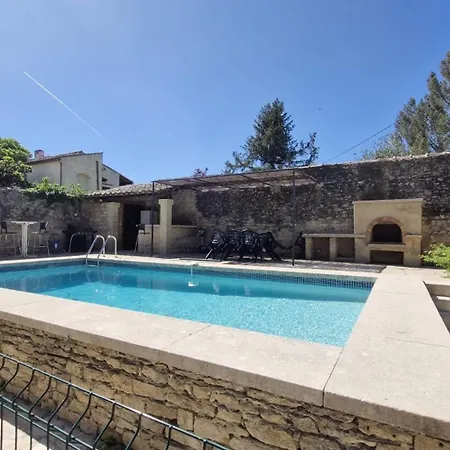 בית נופש Villa Uzes