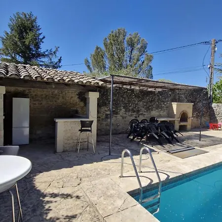 בית נופש Villa Uzes