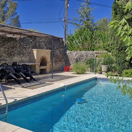 Villa Uzes בית נופש